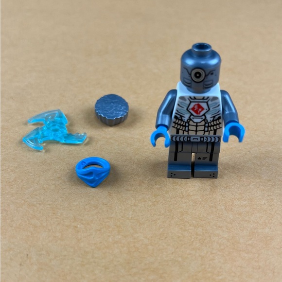 LEGO Ninjago Legacy Rebooted- Zane Minifigure- 71731 NJ647 2" - Picture 7 of 8
